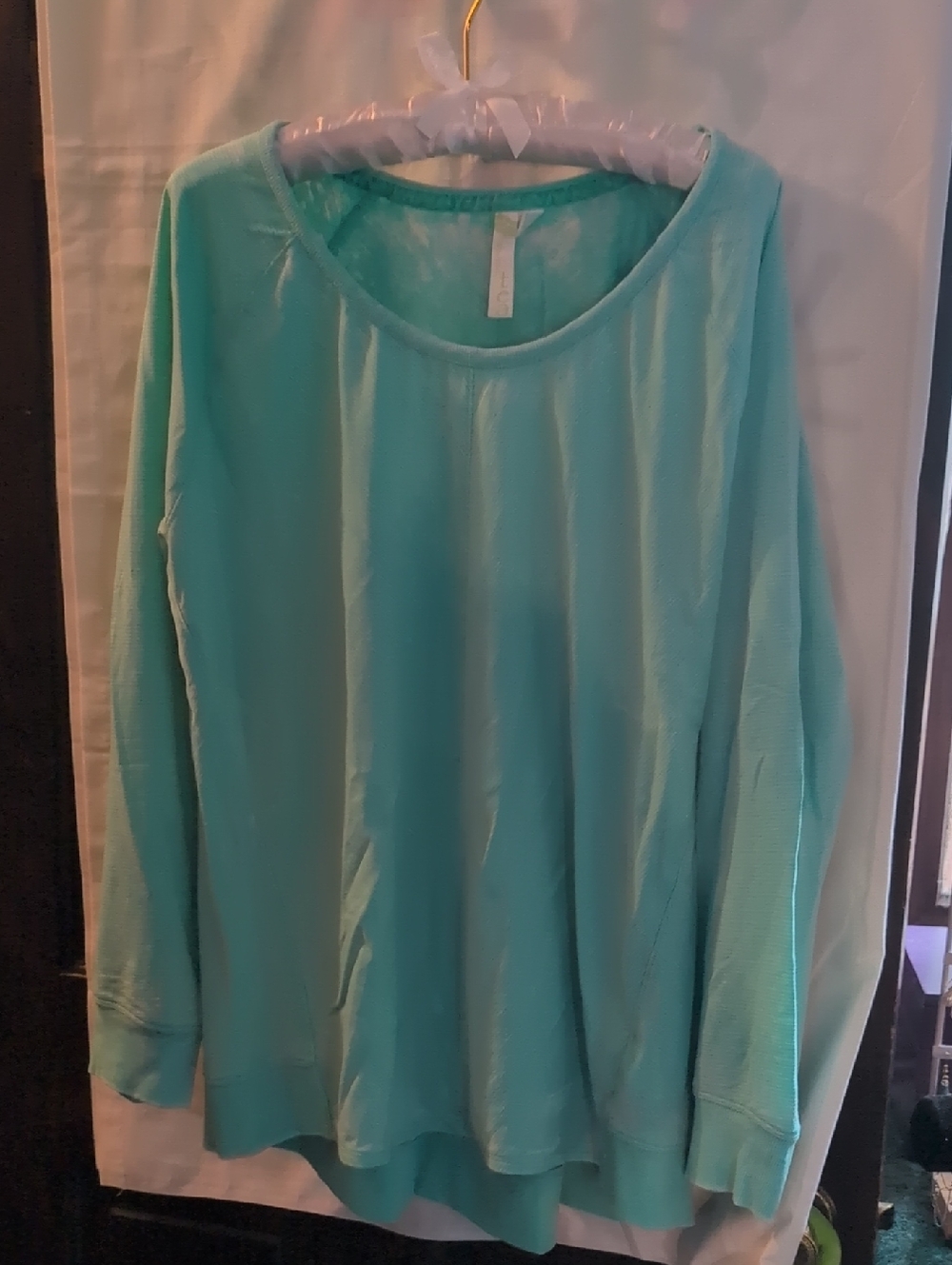 Lightweight Scoop Neck Long Sleeve Top - Mint